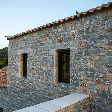 Traditional Apartments Plagiaki Néon Oítilon Extérieur photo