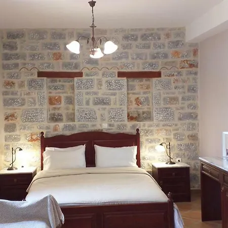 Traditional Apartments Plagiaki Néon Oítilon Extérieur photo